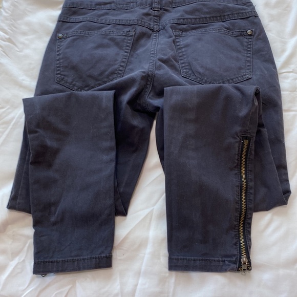 Pilcro and The Letterpress Ankle Zip Low Rise Black Jeans Size 25 - Picture 7 of 7